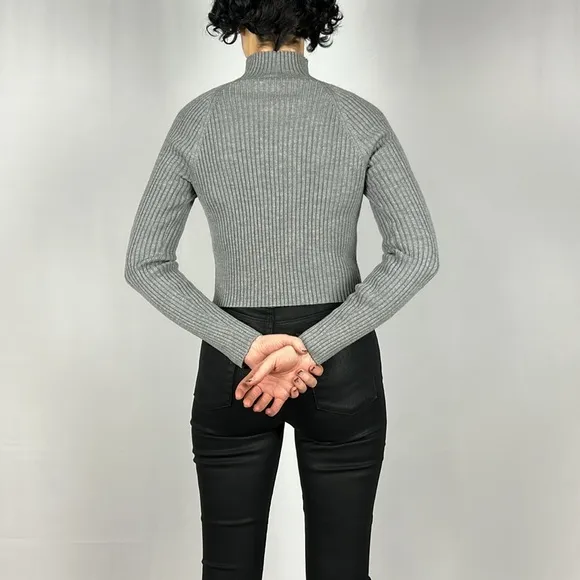 Alice &amp; Olivia Irena Turtleneck Sweater size M
