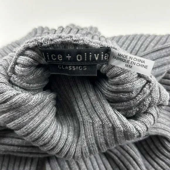 Alice &amp; Olivia Irena Turtleneck Sweater size M