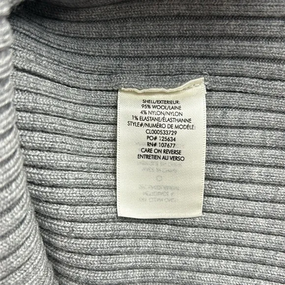 Alice &amp; Olivia Irena Turtleneck Sweater size M