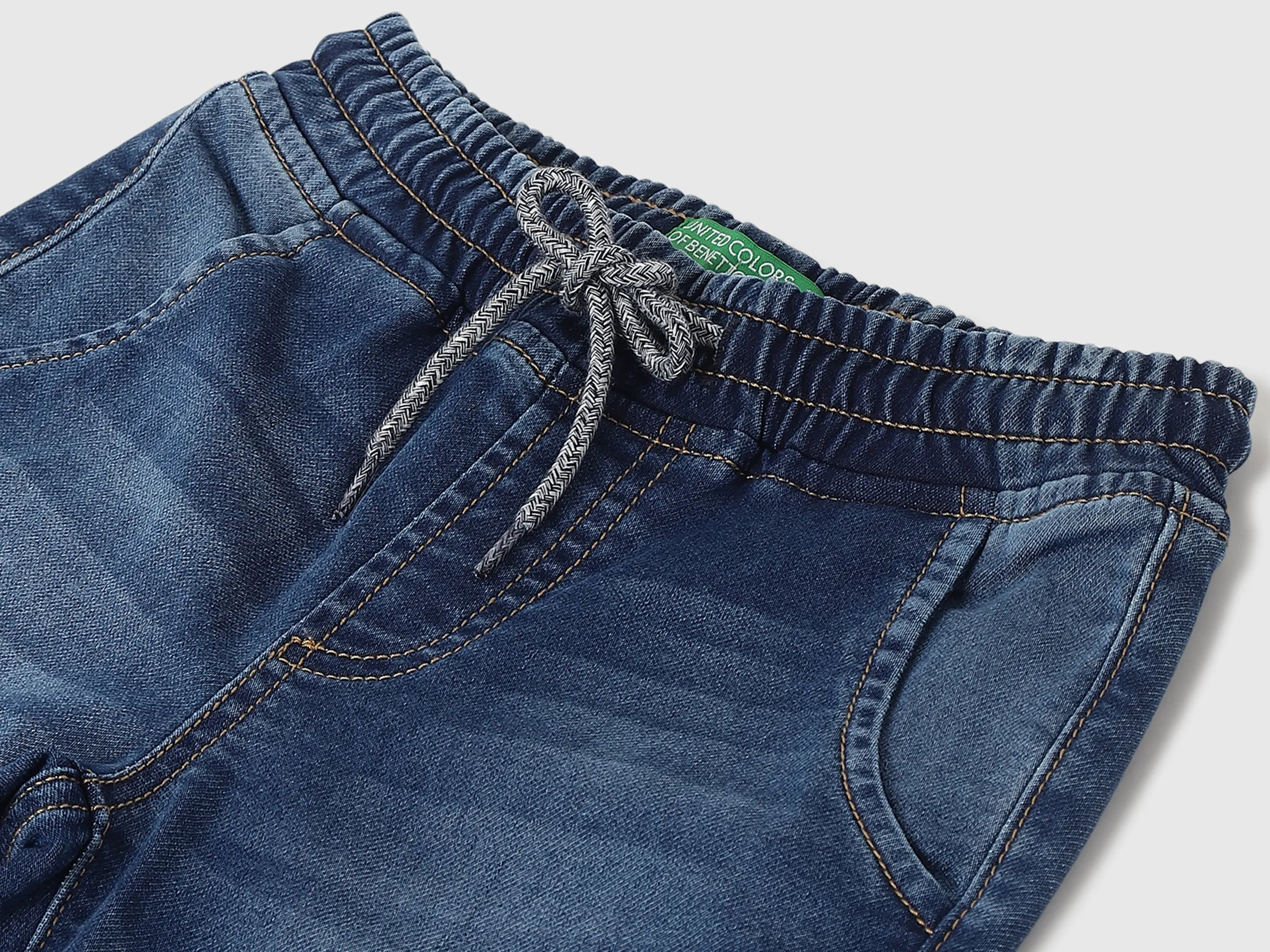 Boys Solid Joggers Fit Jeans