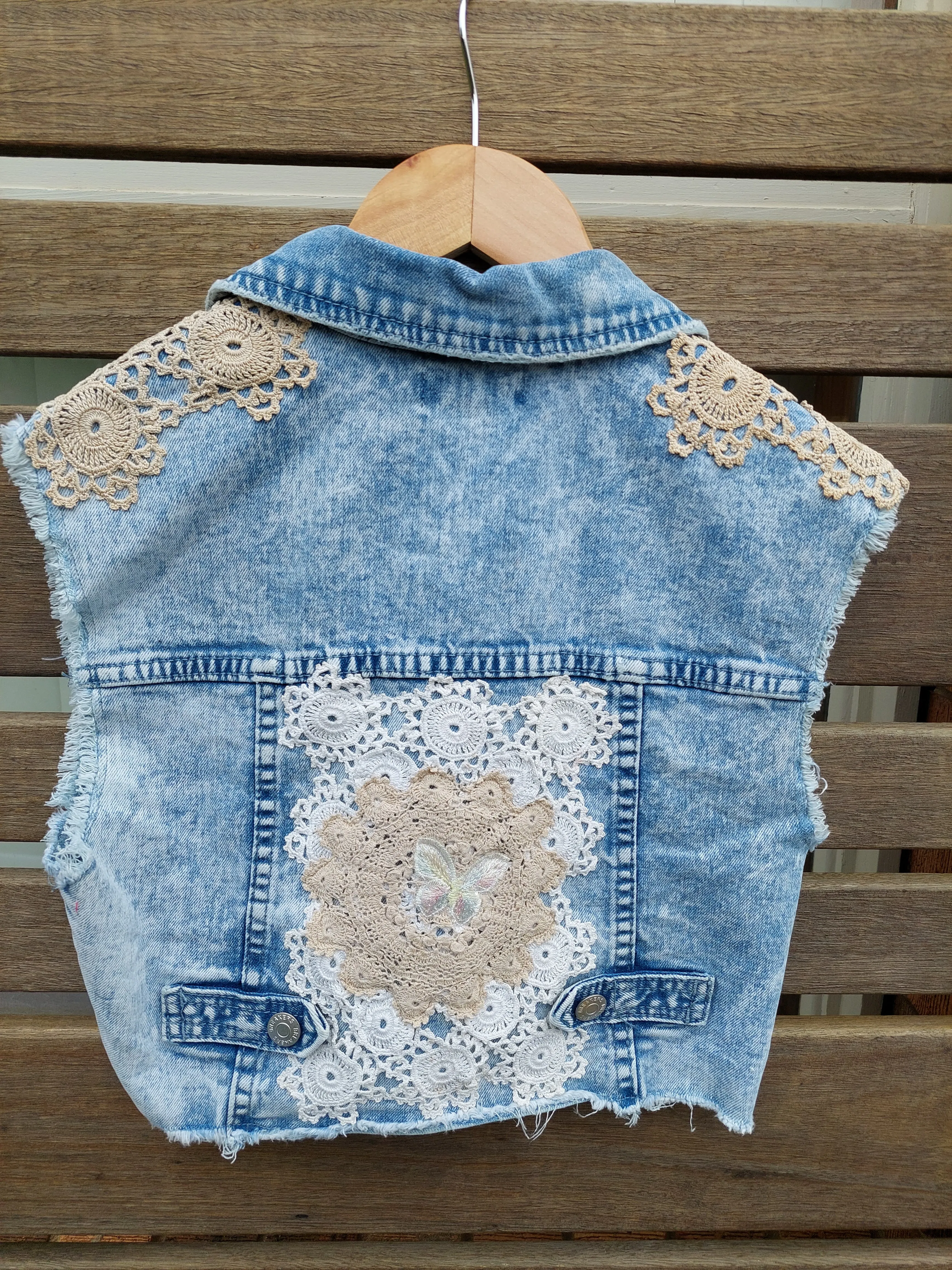 Doyly kids vest