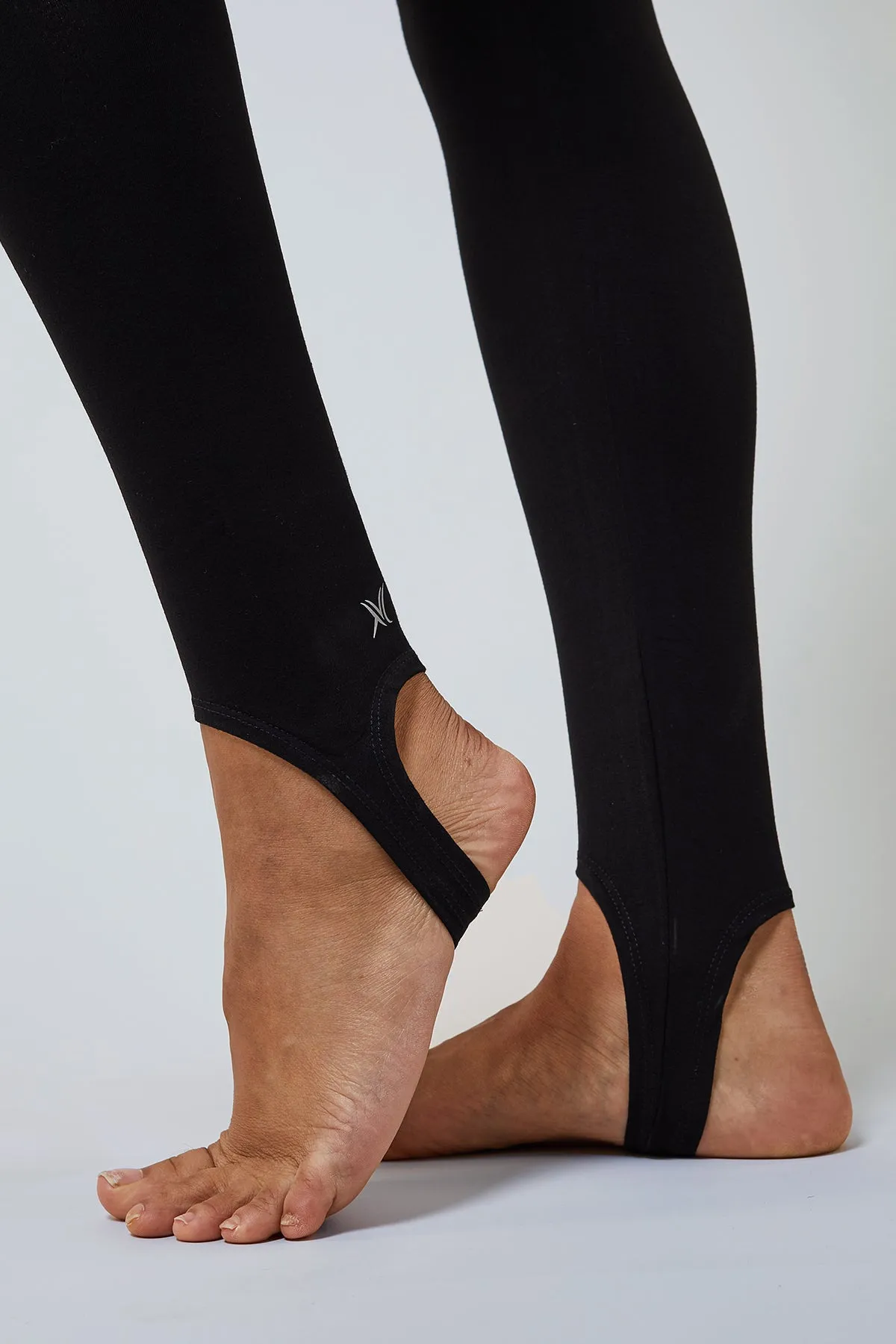 Extra Strong Compression Stirrup Leggings with Tummy Control Black