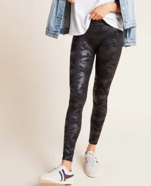 Faux Leather Leggings Matte Black Camo