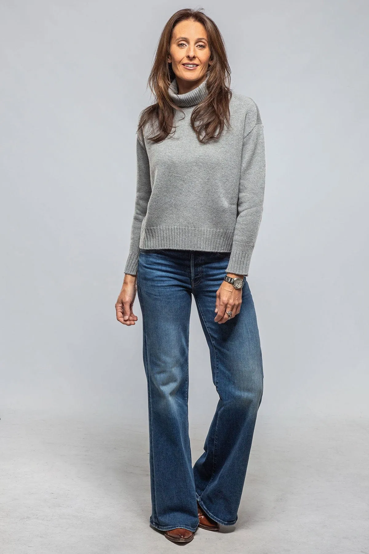 Favi Turtleneck Sweater In Grigio