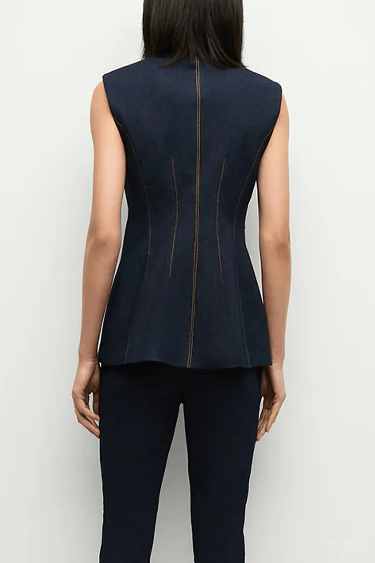 Jessup Denim Vest in Dark Oxford