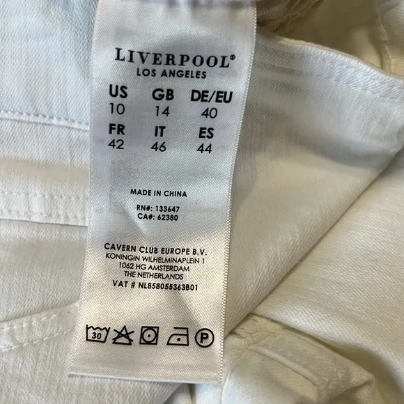 Liverpool The Gia Glider Crop Flare Pull on Jeans White Size 10