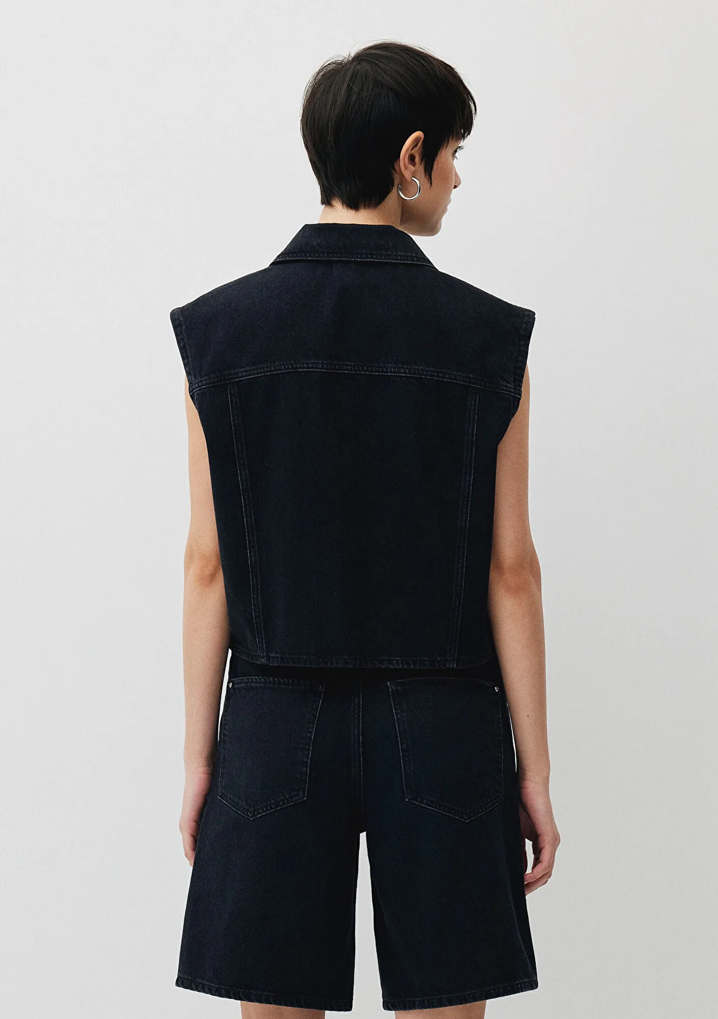 Pearl Dark Smoke Iconic Jean Vest