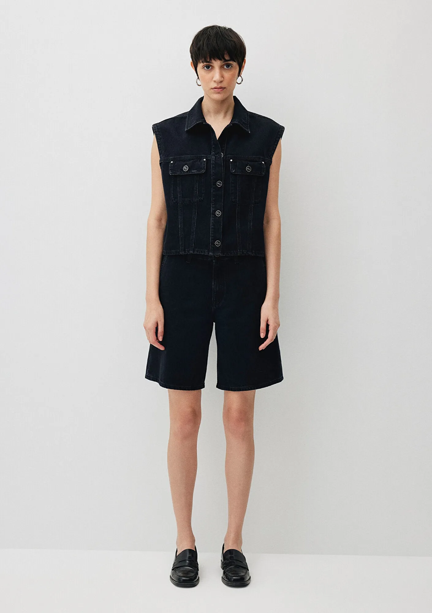 Pearl Dark Smoke Iconic Jean Vest