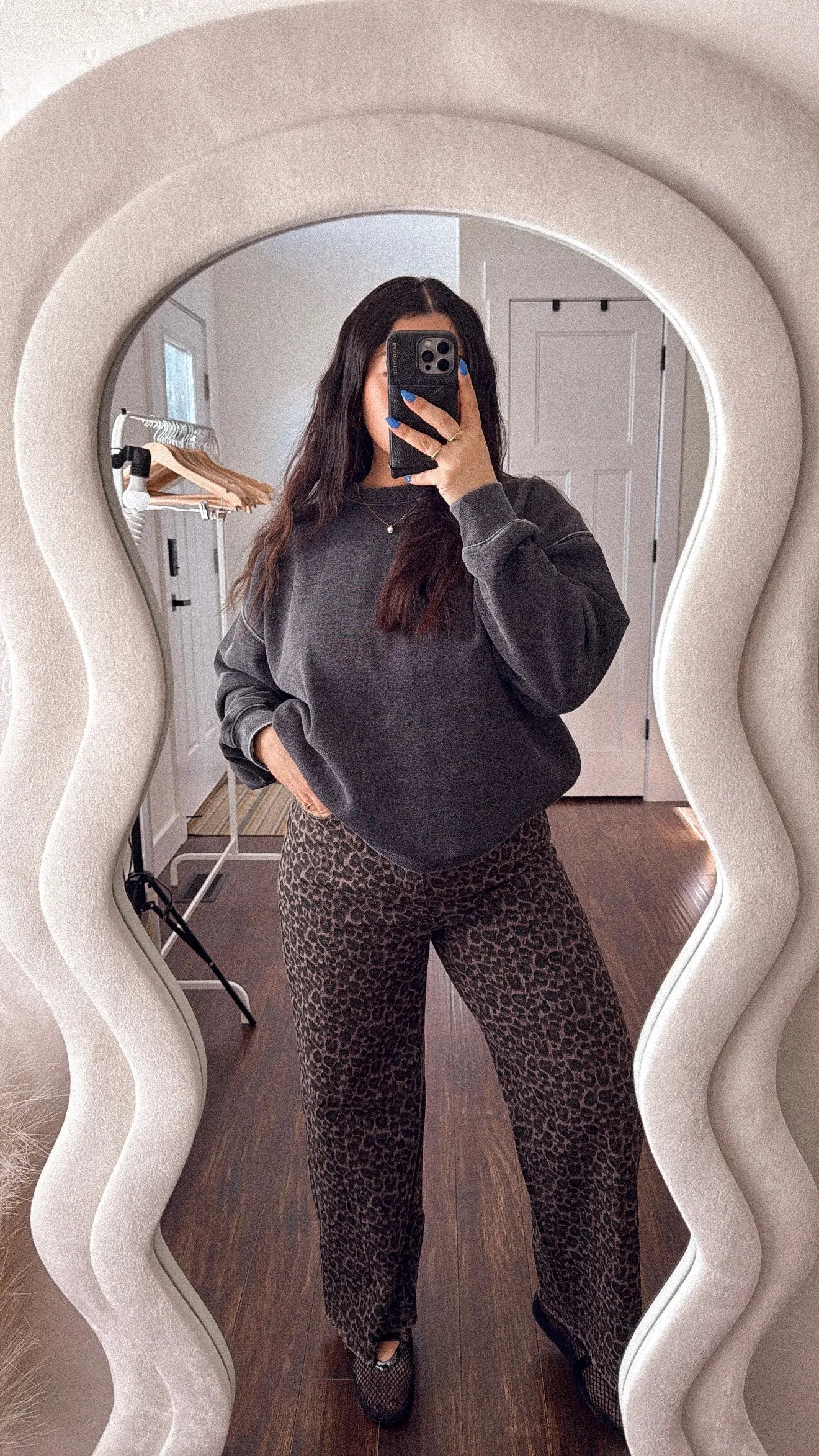 Vintage Wash Classic Crewneck Sweater in Charcoal