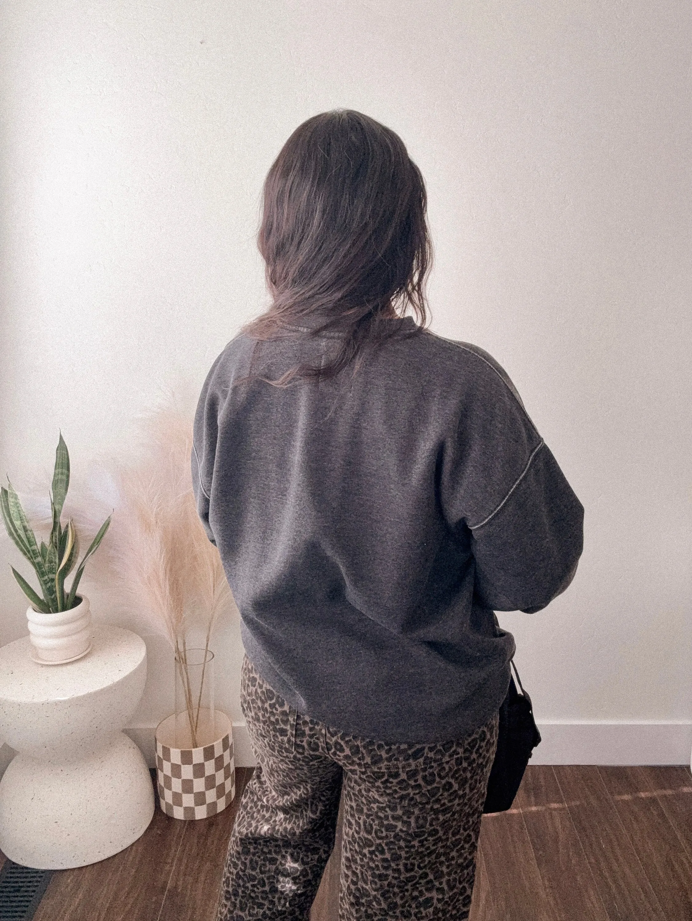Vintage Wash Classic Crewneck Sweater in Charcoal