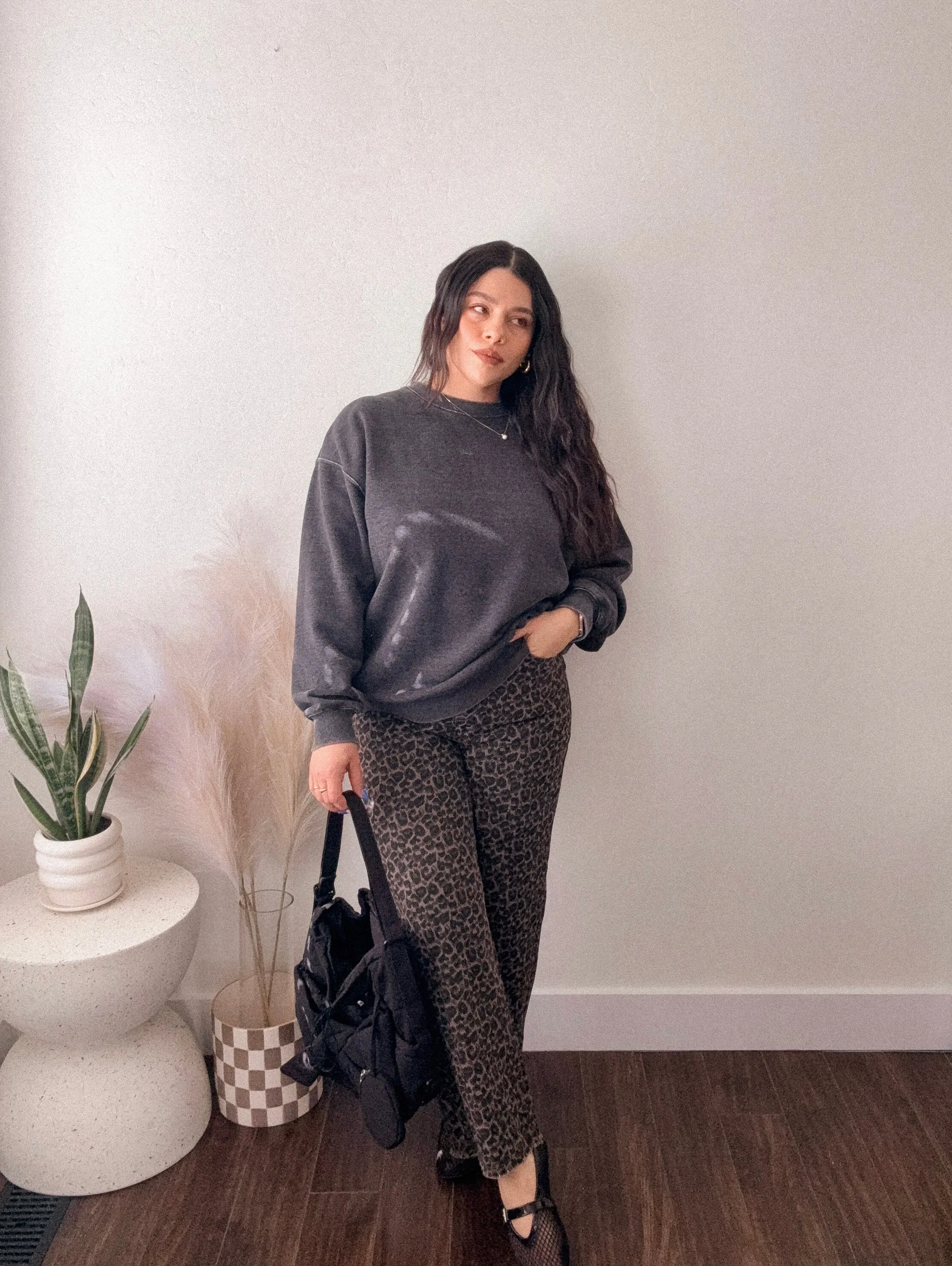 Vintage Wash Classic Crewneck Sweater in Charcoal
